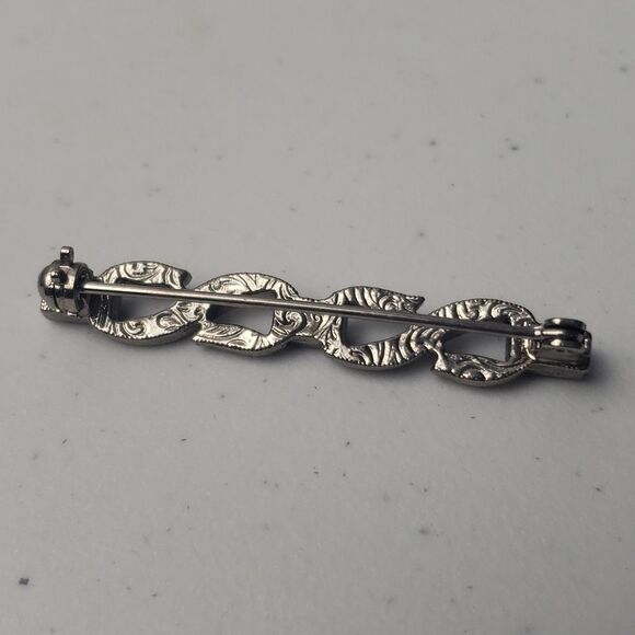 Vintage-Like Brooche   - Picture 3 of 4
